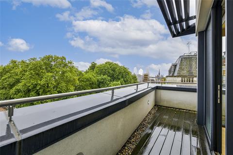 3 bedroom apartment to rent, Whetstone Park, Bloomsbury, London, WC2A
