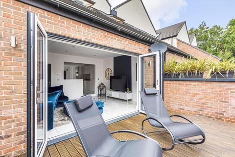 12 Chaddock Hall Drive, Worsley, Manchester, M28 1FD