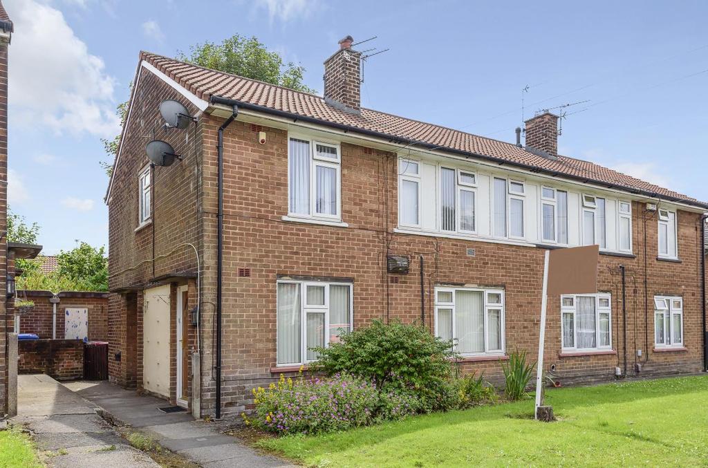 Springside Avenue, Walkden, Manchester, M28 3PB 2 bed apartment for