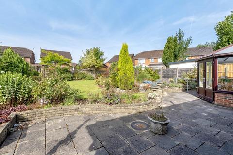 8 Eden Vale, Worsley, Manchester, M28 1YR
