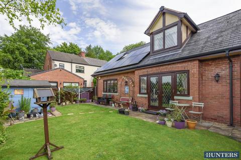 7a Coldalhurst Lane, Astley, Manchester, M29 7BS