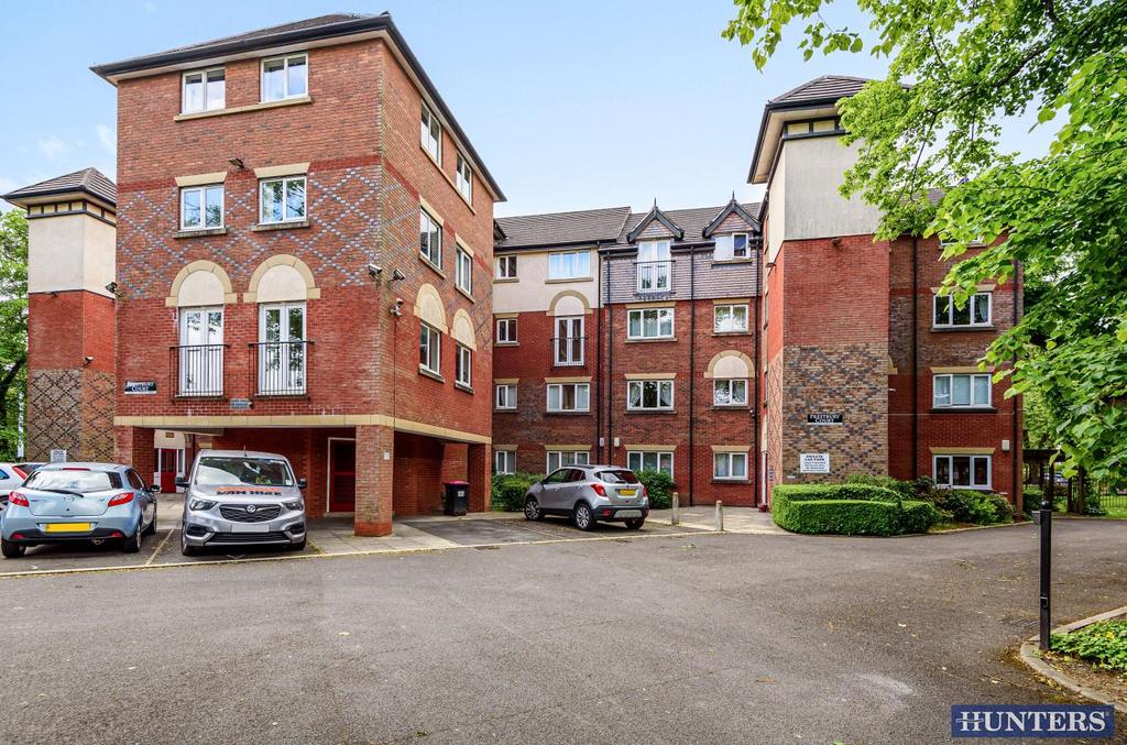 Prestbury Court, Longley Road, Walkden, Manchester, M28 3JA 2 bed flat for sale £110,000