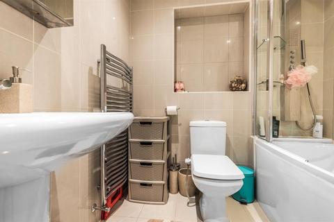 6 Edge Green, Worsley, Manchester, M28 7XP