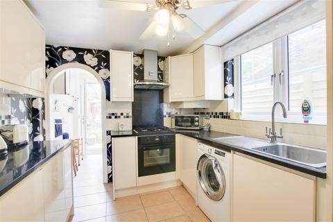 31 Burlington Road, London, N17 9UH