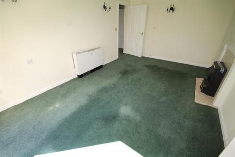 1 bedroom apartment for sale - Cwrt Bryn Coed, Coed Pella Road, Colwyn Bay