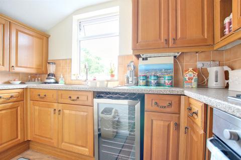 3a Cliff Road, Hornsea, HU18 1LL