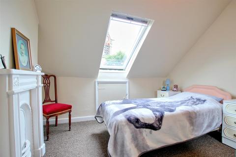 3a Cliff Road, Hornsea, HU18 1LL