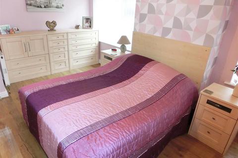 37 Barkers Lane, Wythall, Birmingham, B47 6BY