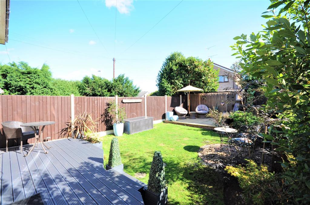 Tilling Drive, Stone 3 bed semidetached house £240,000