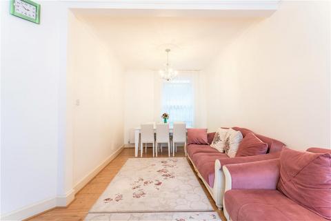 77 Dunedin Road, London, E10 5NJ