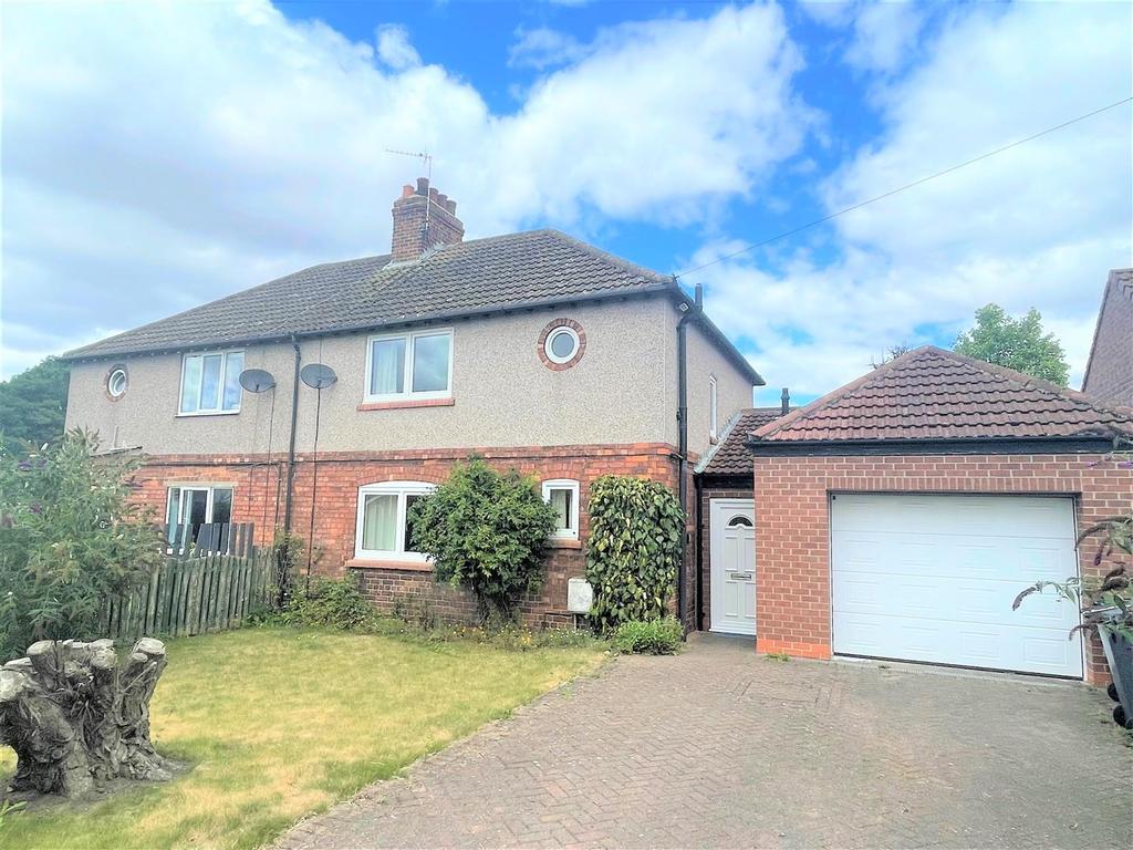 Kelfield Road, Riccall, York 3 bed semidetached house for sale £299,950