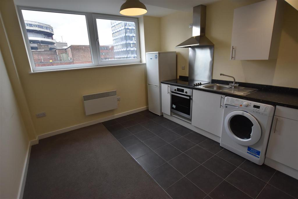 Burleys Way, Leicester 1 bed flat £550 pcm (£127 pw)