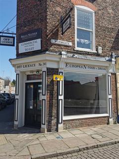 Retail property (high street) to rent, Red Lion Street, Boston