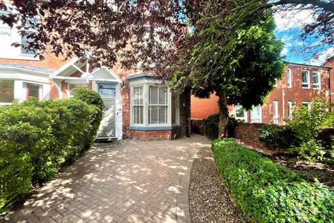 5 bedroom terraced house for sale - Windsor Road, Middlesbrough