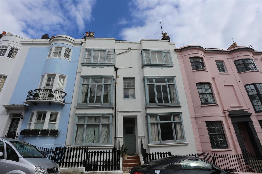 Norfolk Road, Brighton 2 bed flat £1,650 pcm (£381 pw)