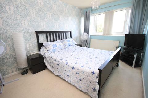 15 Fourlands Crescent, Bradford, BD10 9SN