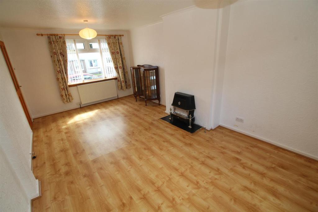 Caithness Road, Greenock 2 bed terraced house £68,000