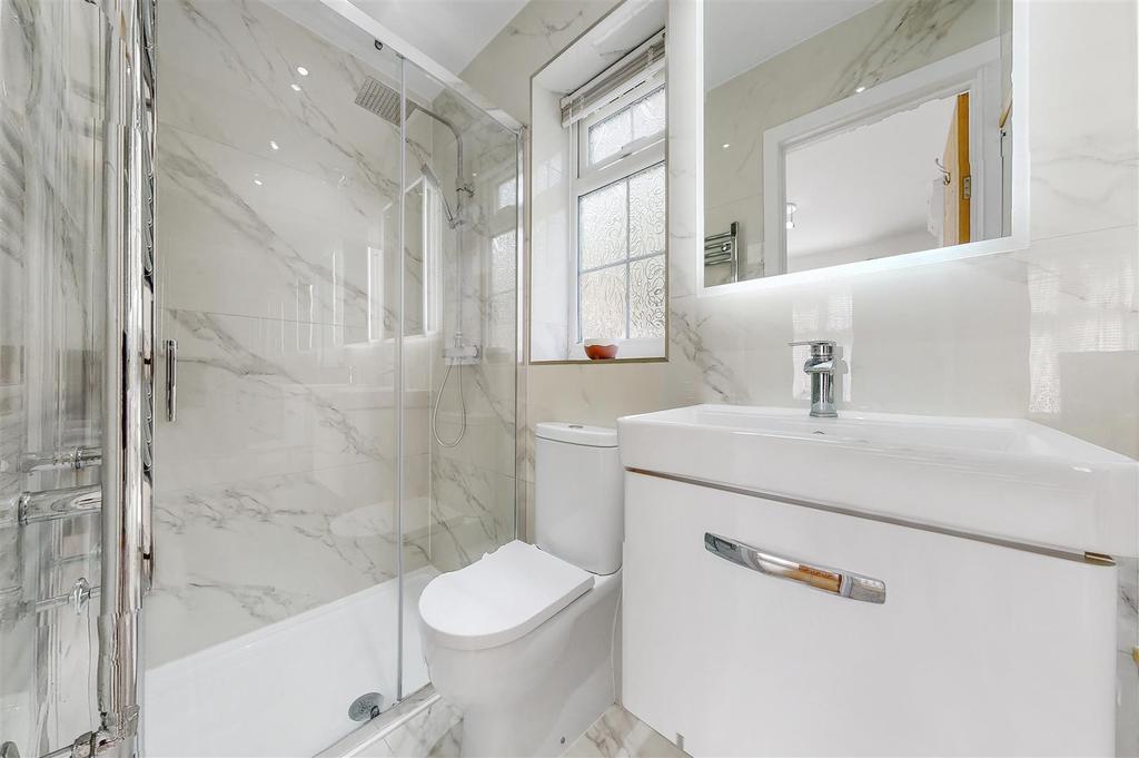 6 Sudbury Hill Close - ymyn Uk Pq3x JEBm So Ui2v.jpg