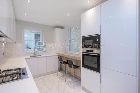 4 bedroom apartment to rent - Belgrave Gardens, St Johns Wood, NW8