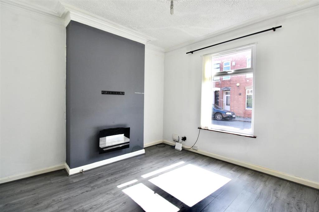 Franklin Street, Hull 2 bed house to rent £495 pcm (£114 pw)