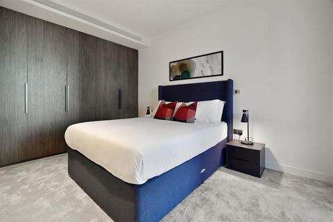 1 bedroom apartment for sale, The Wardian, Hobart Building, London, E14 9XJ