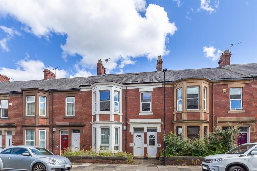 Audley Road, South Gosforth... 2 bed flat £185,000