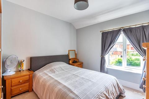 11 Auster Bank Road, Tadcaster, LS24 8AX