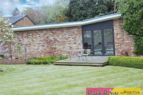 15 bedroom detached house for sale, Great North Road, Knottingley