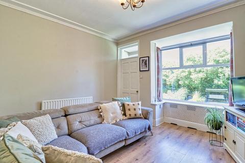 28 Back Lane, Horsforth, Leeds, LS18 4RF