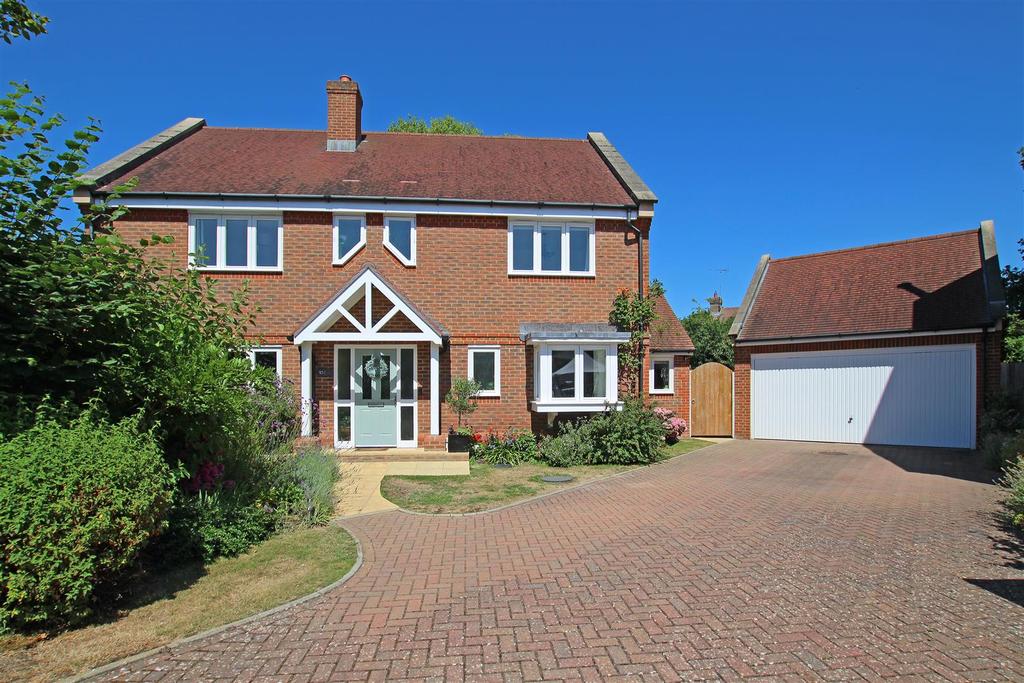 Old Common Close, Birdham 4 bed detached house £795,000