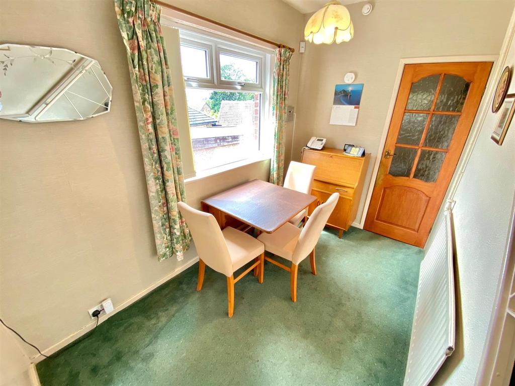 Dining room.jpg