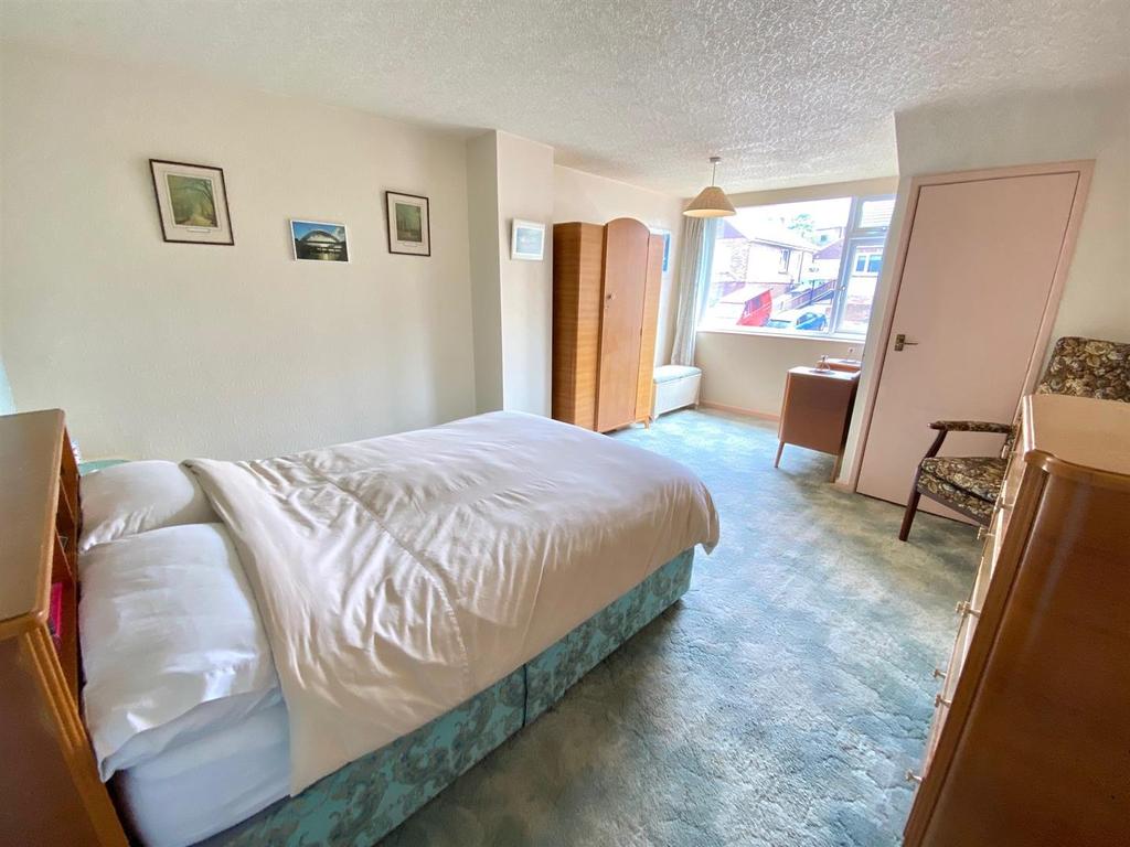Bedroom`.jpg