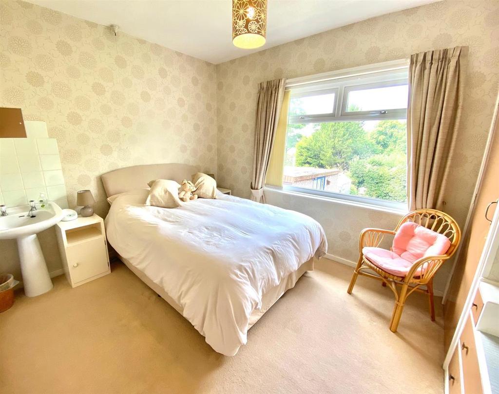 Bedroom2.jpg
