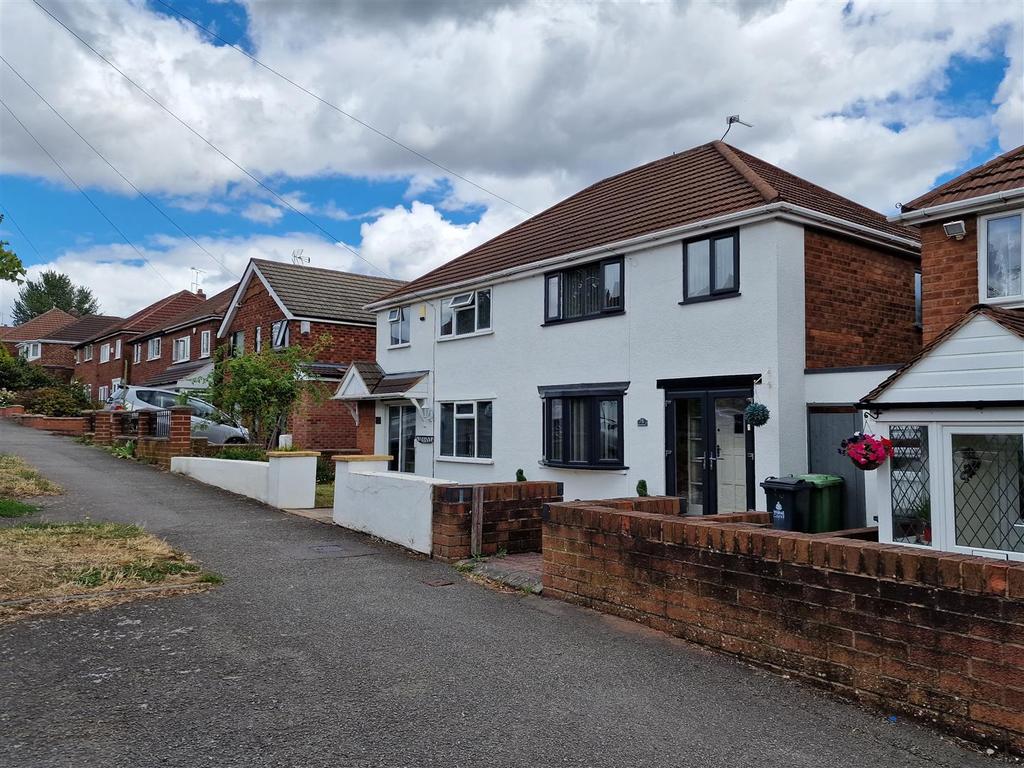 Stonehurst Road, Birmingham 3 bed semidetached house £290,000