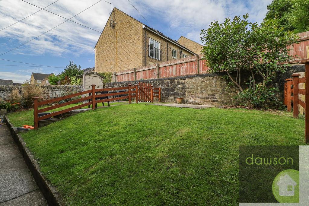 Oldham Road, Sowerby Bridge 3 bed terraced house £750 pcm (£173 pw)