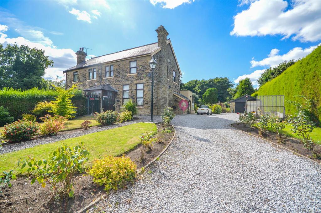 Normanton Hill, Sheffield, S13 3 bed semidetached house for sale £