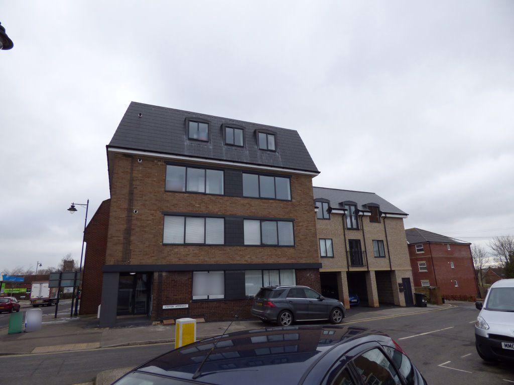 Newport Street, Old Town 1 bed flat £795 pcm (£183 pw)