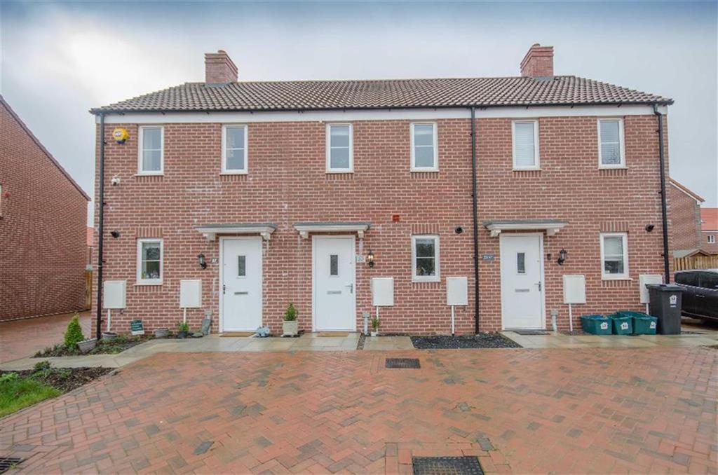 Burdock Way, Lyde Green, Bristol, BS16 7PJ 2 bed terraced house £270,000