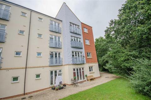 118 Arnold Road, Mangotsfield, Bristol, BS16 9LB