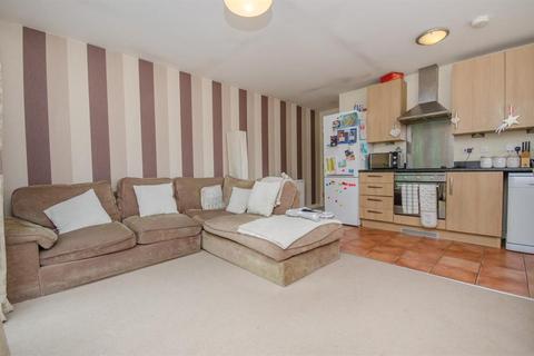 118 Arnold Road, Mangotsfield, Bristol, BS16 9LB