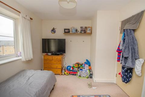 118 Arnold Road, Mangotsfield, Bristol, BS16 9LB