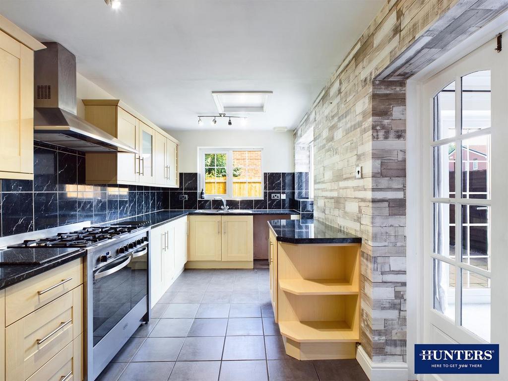 Tollerton Drive, Fulford Grange... 3 bed semidetached house £180,000