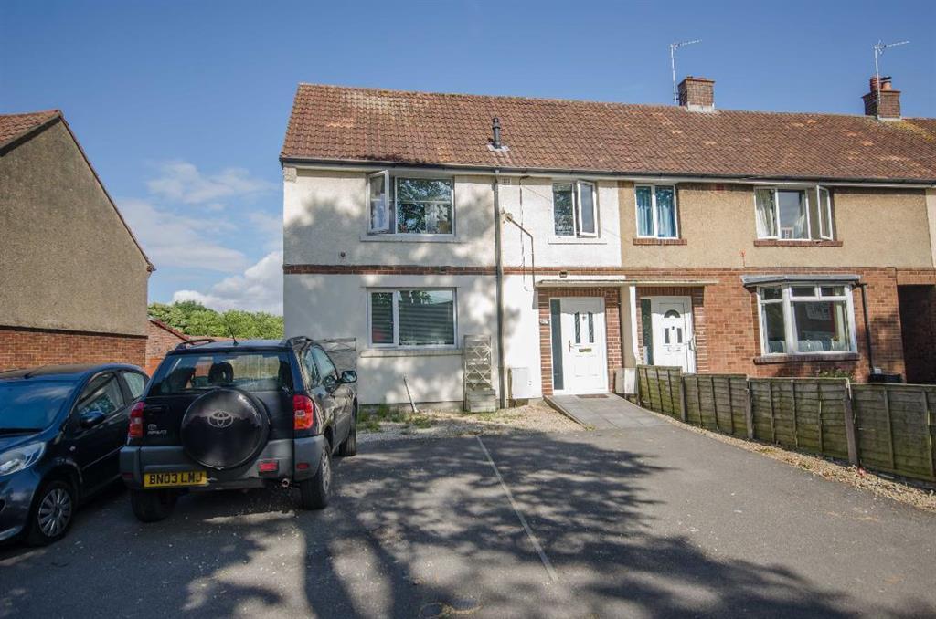 Long Road, Mangotsfield, Bristol, BS16 9HG 2 bed terraced house for