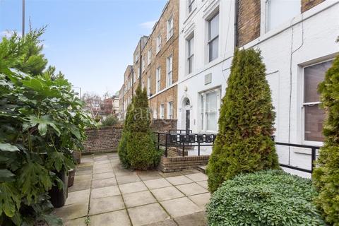 Studio to rent - Crowndale Road, NW1