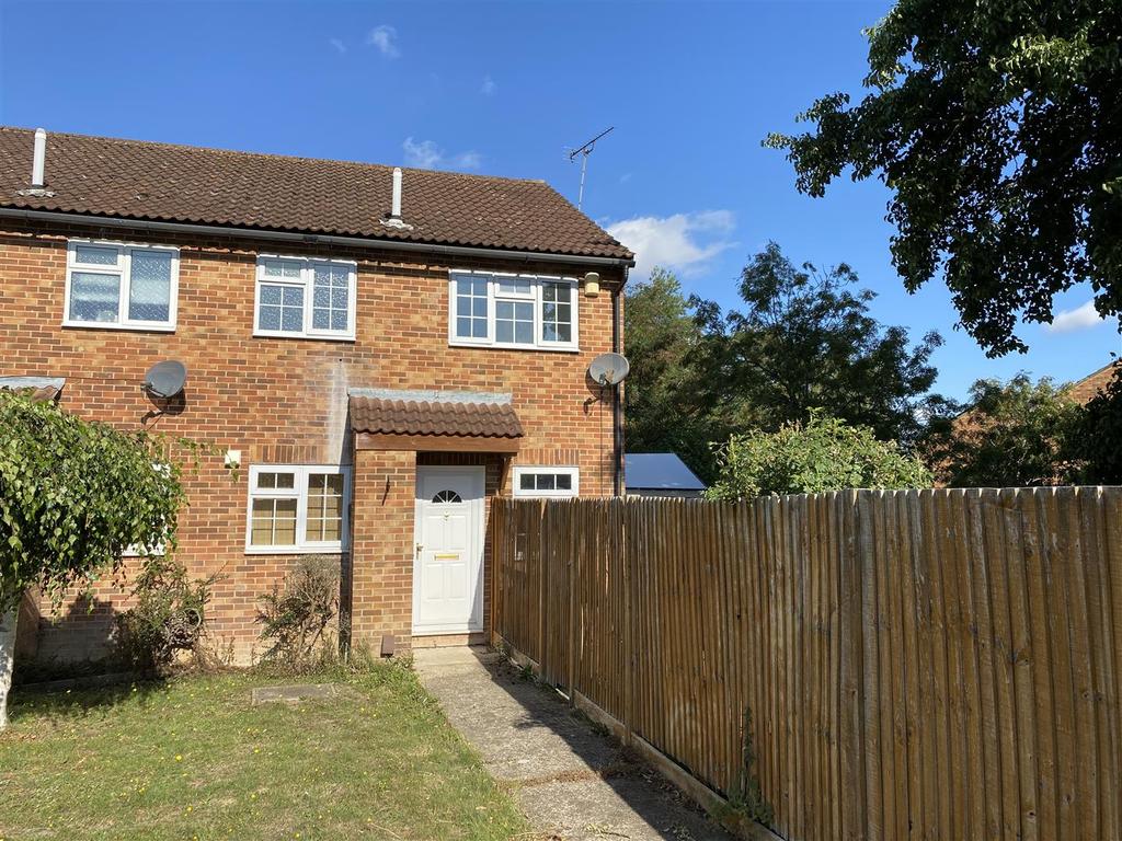 Manorfield, Ashford 1 bed terraced house £850 pcm (£196 pw)