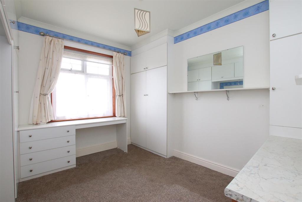 Bedrooom 2.JPG