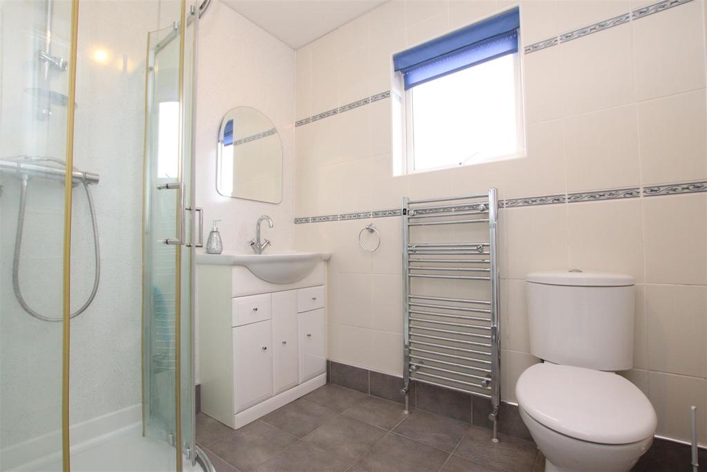 Shower Room.JPG