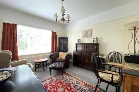 2 Willow Road, High Lane, Stockport, SK6 8HS