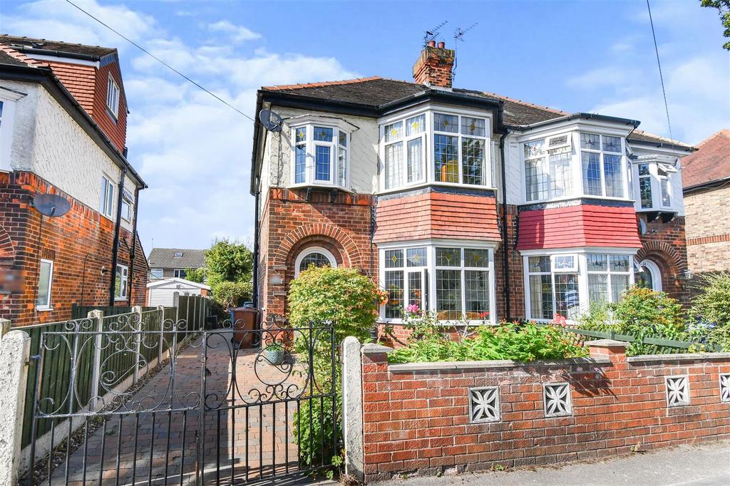 Ingleton Avenue, Hull 3 bed semidetached house for sale £230,000