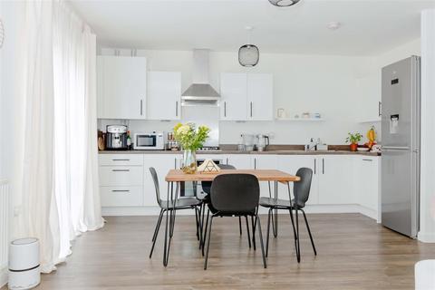 Flat 3, Stephenson Court, 19 Cambrian Way, Worthing, BN13 1FP